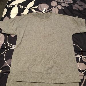 LULULEMON TOP